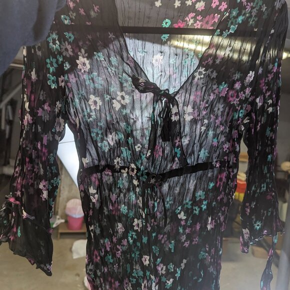 Violet and Claire NY Size Small Top Sheer - Picture 8 of 16